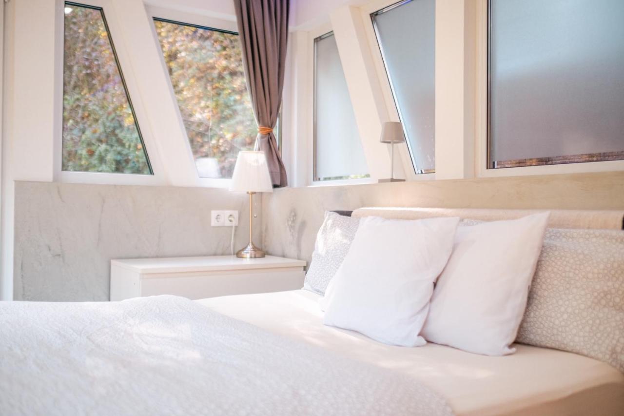 Bungalow Im Schwarzwald Auf Wunderschoenem Anwesen Neubulach Екстериор снимка